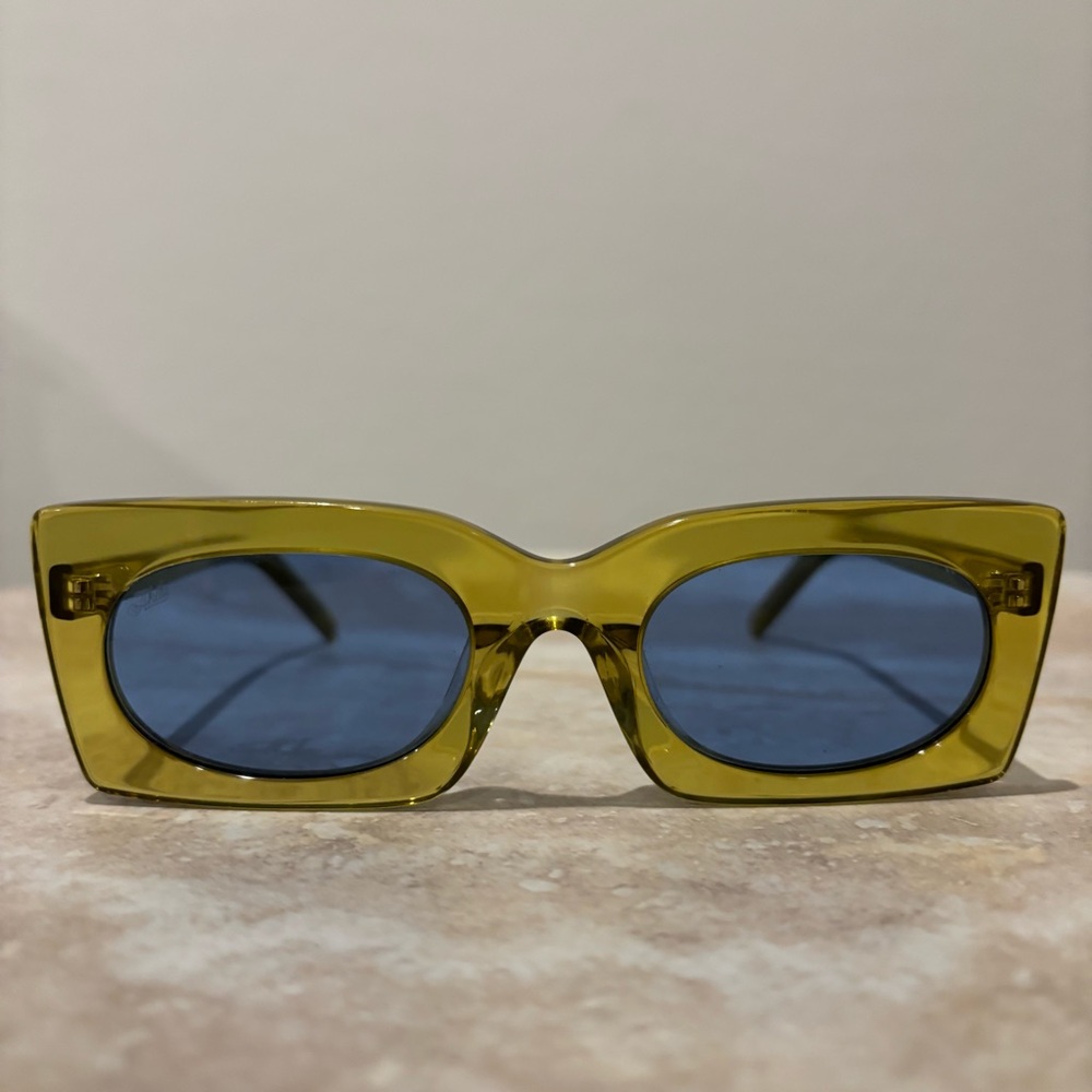 Akila Edra Rectangular Shaped Sunglasses - image 2